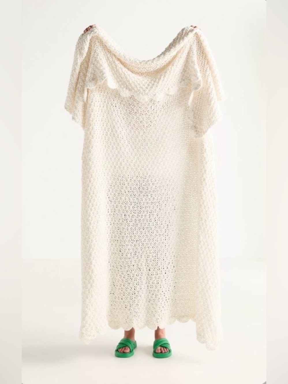 ▪️NWT Anthropologie Zora Cotton Scallop Edge Knit Throw Blanket